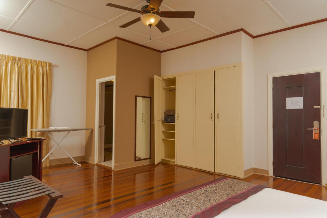 Herdmanston Lodge Hotel Georgetown Extérieur photo